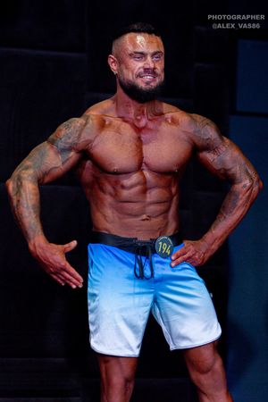 MEN'S PHYSIQUE-НОВИЧКИ